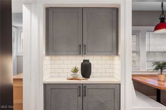 16205 Fernway Rd, Shaker Heights, OH 44120 - detailed view of tasteful backsplash