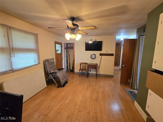 4544 Springvale Ave SW, Canton, OH 44706 - sitting room featuring ceiling fan and light wood finished floors