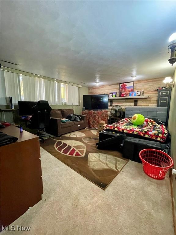 311 Hilda Cir, Bloomingdale, OH 43910 - view of living room