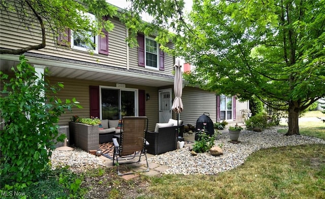 4914 Independence Cir Unit D, Stow, OH 44224 - back of house featuring outdoor lounge area
