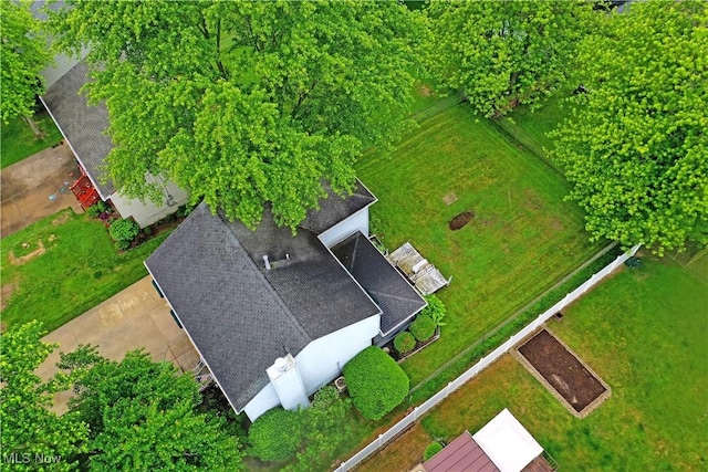 2555 Walnut St, Girard, OH 44420 - aerial view of property and surrounding area