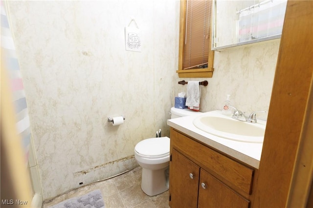 625 W Church St, Orrville, OH 44667 - bathroom featuring vanity and tile patterned floors