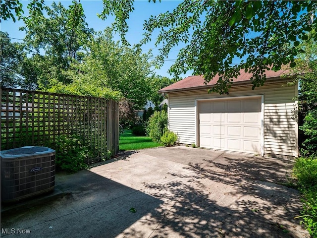 614 Parkside Dr, Bay Village, OH 44140 - photo 3