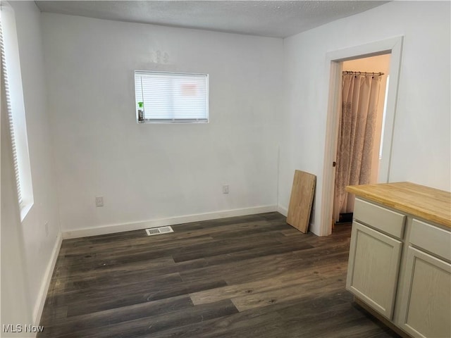 203 Roan Ave, Cadiz, OH 43907 - photo 6