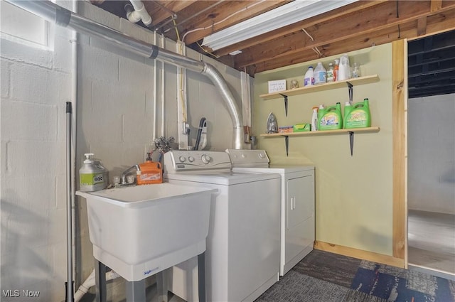 1300 Andrew Ave, Salem, OH 44460 - laundry area featuring washing machine and dryer