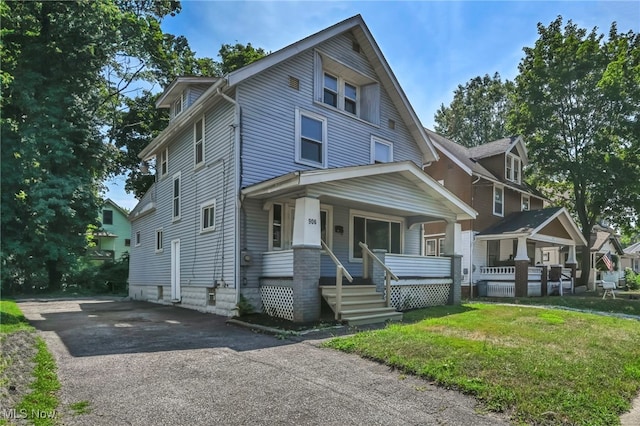 906 Delia Ave, Akron, OH 44320 - photo 3