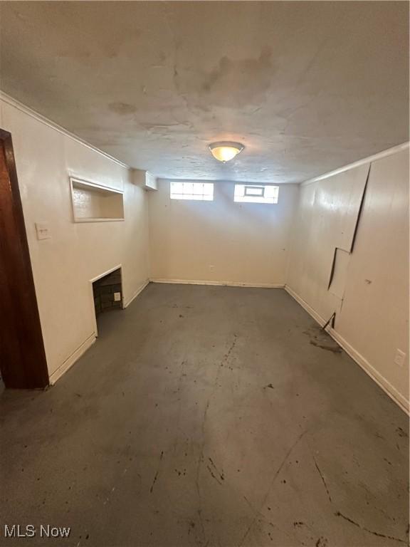 5252 W 45th St, Parma, OH 44134 - basement with baseboards