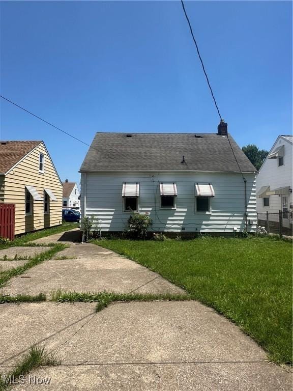 5252 W 45th St, Parma, OH 44134 - back of house