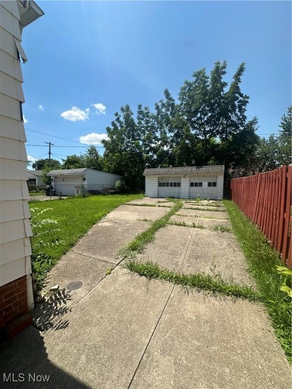 5252 W 45th St, Parma, OH 44134 - view of detached garage