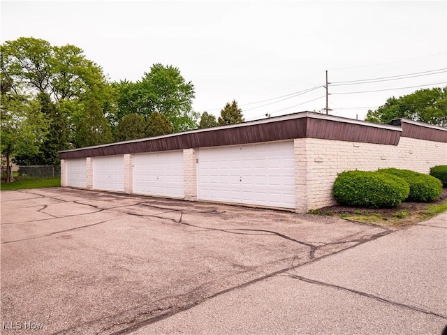 8455 N Akins Rd Unit 103, North Royalton, OH 44133 - view of garage