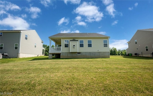 1637 Duncan Way, Streetsboro, OH 44241 - back of house featuring a yard