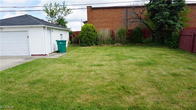 20737 Bowling Green Rd, Maple Heights, OH 44137 - view of yard featuring an outbuilding and a garage