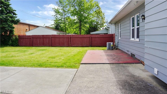 20737 Bowling Green Rd, Maple Heights, OH 44137 - fenced backyard featuring a patio area