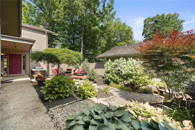 629-37 Fairington Oval, Aurora, OH 44202 - view of yard featuring a patio area