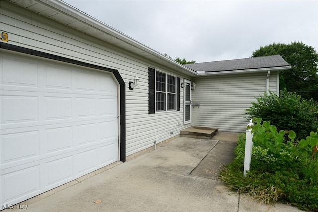 103 Beech St, Doylestown, OH 44230 - view of garage