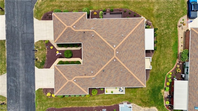 6 Wedgewood Dr, Willard, OH 44890 - aerial view of property and surrounding area