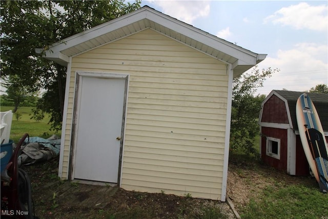 316 N Behlman Rd, Oak Harbor, OH 43449 - photo 9