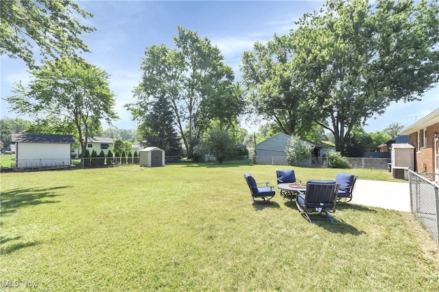 6713 Mackenzie Rd, North Olmsted, OH 44070 - fenced backyard featuring a storage shed