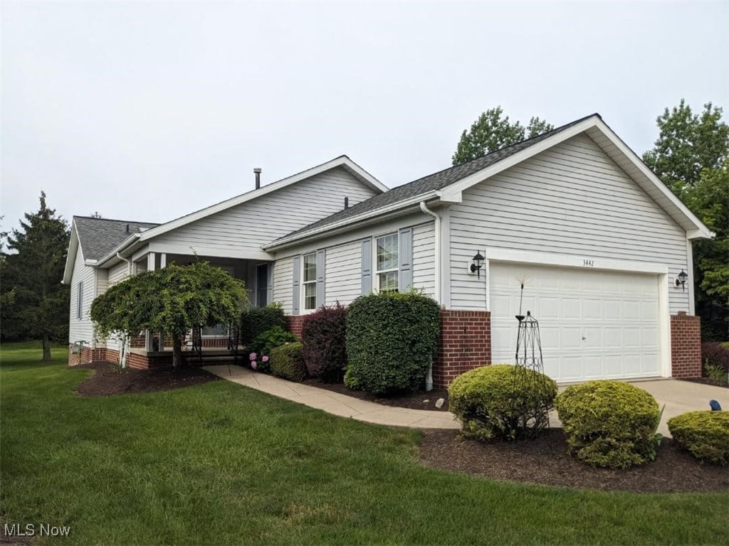 3442 Amesbury Ln, Brunswick, OH 44212 - photo 1
