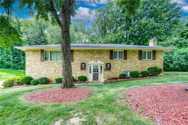 3830 Moonglo St NW, Uniontown, OH 44685 - photo 1