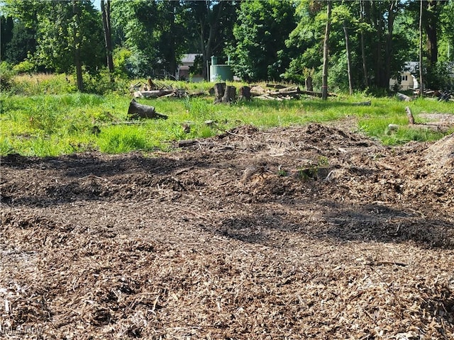 460 E Caston Rd, Uniontown, OH 44685