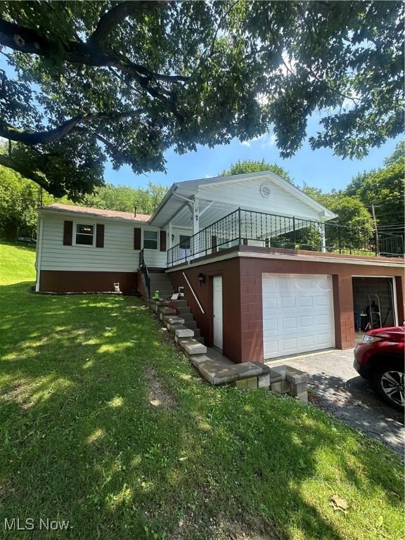 20 Phaeton Ave, Chester, WV 26034 - photo 2