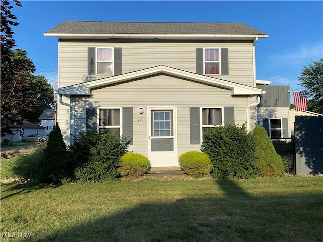 231 4th St SE, New Philadelphia, OH 44663 - photo 2