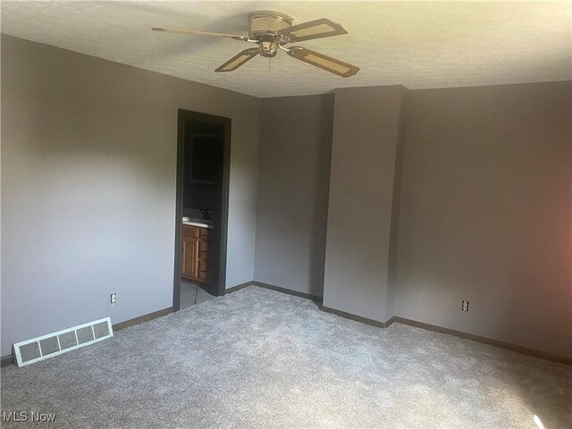 231 4th St SE, New Philadelphia, OH 44663 - photo 6