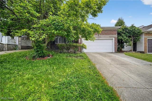 4390 Groveland Rd, University Heights, OH 44118 - photo 5