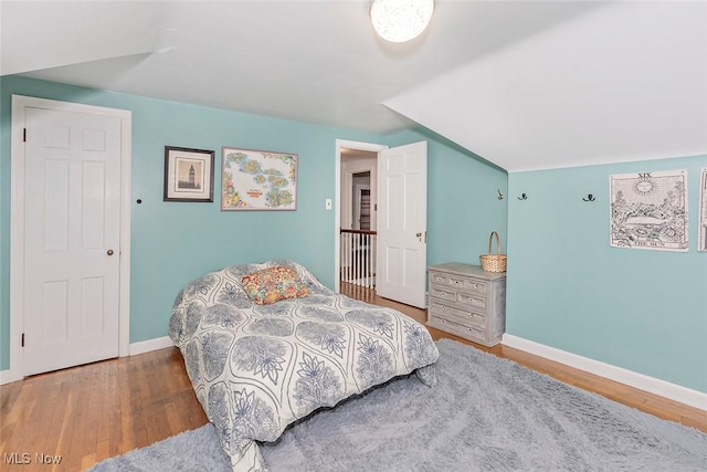 2215 S Belvoir Blvd, University Heights, OH 44118 - bedroom featuring wood finished floors