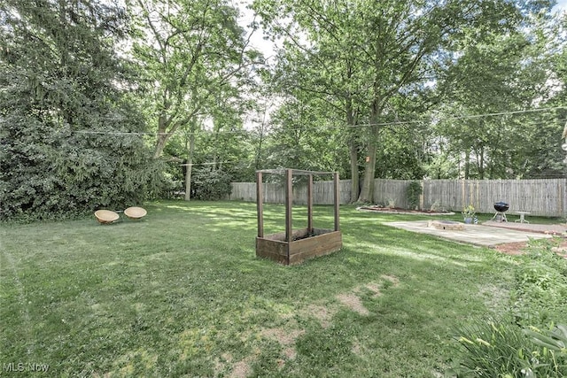 2215 S Belvoir Blvd, University Heights, OH 44118 - fenced backyard featuring a patio area