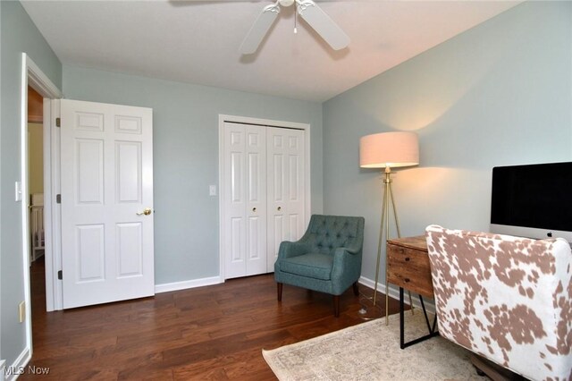 11919 Claridon Troy Rd, Chardon, OH 44024 - living area featuring wood finished floors and ceiling fan