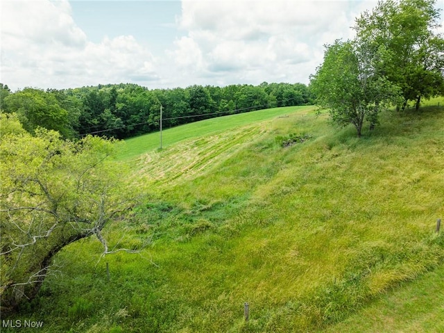 Autumn Rd SW, Bowerston, OH 44695
