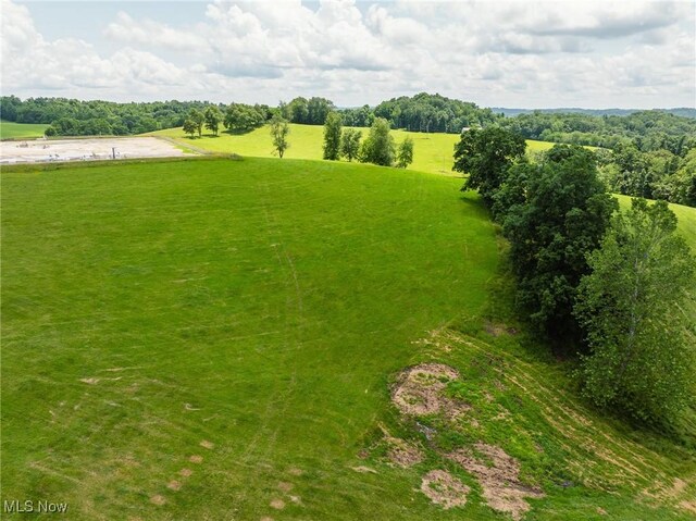 Autumn Rd SW, Bowerston, OH 44695