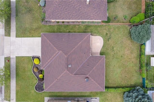 4899 Autumn Ln, Brooklyn, OH 44144 - aerial view of property and surrounding area