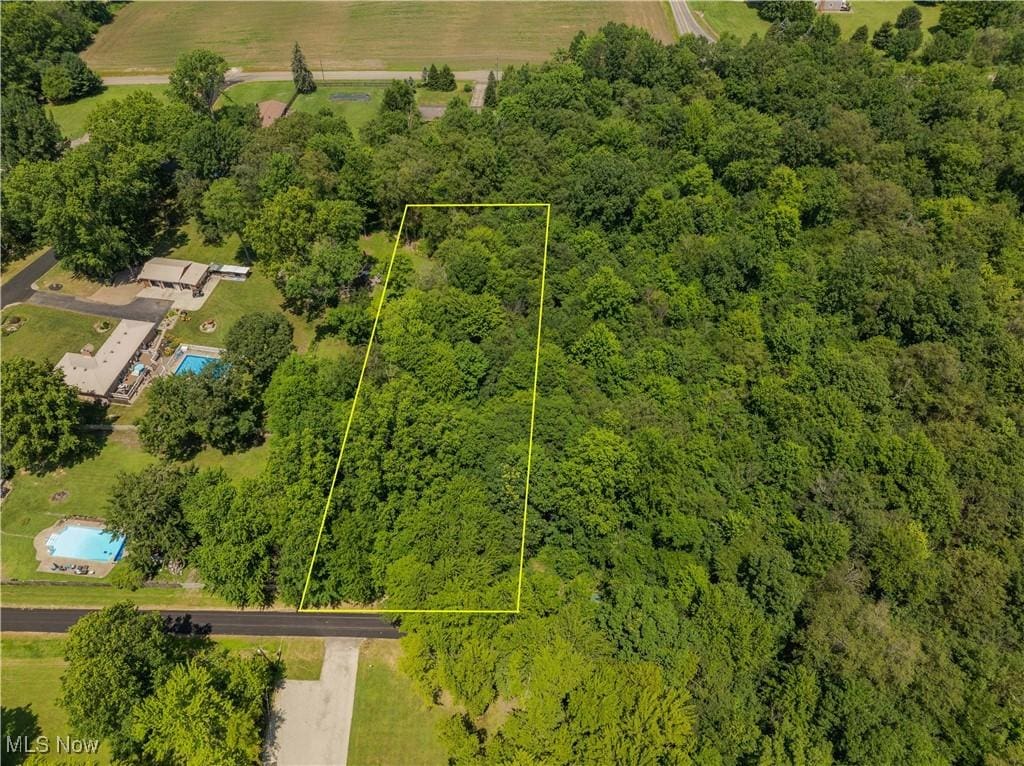 Meadow St NE, Alliance, OH 44601 - photo 1