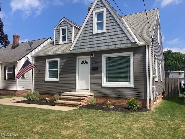 6704 Northcliff Ave, Brooklyn, OH 44144 - view of front of property with roof with shingles