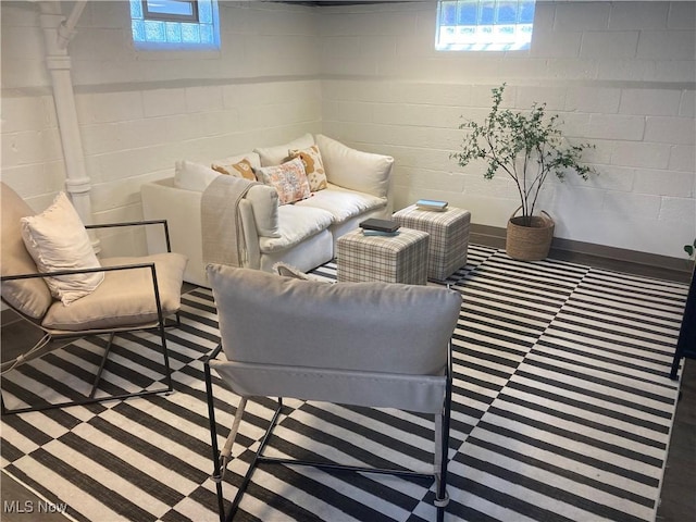 6704 Northcliff Ave, Brooklyn, OH 44144 - living area featuring concrete block wall
