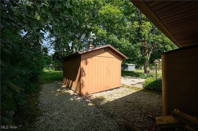 731 Hemlock St NW, Massillon, OH 44647 - view of shed