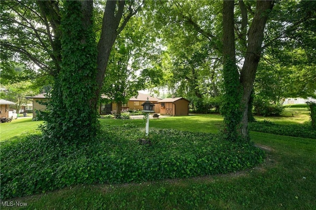731 Hemlock St NW, Massillon, OH 44647 - view of green lawn
