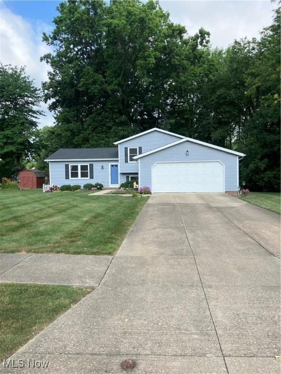 9589 Brayes Manor Dr, Mentor, OH 44060 - photo 1