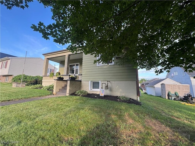 3868 Adams Ave, Shadyside, OH 43947 - back of house with a lawn