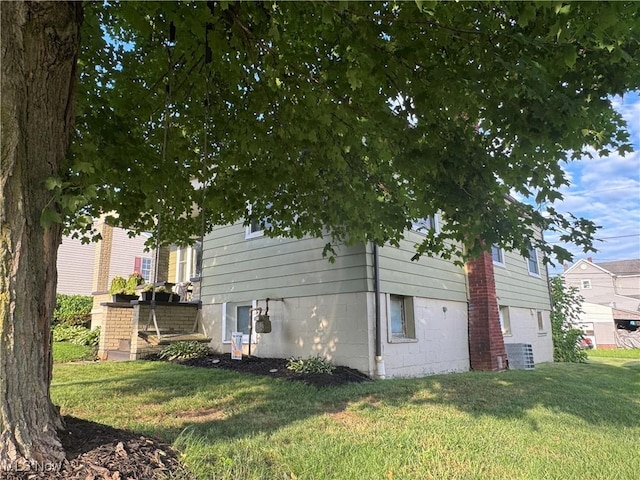 3868 Adams Ave, Shadyside, OH 43947 - back of house with a lawn