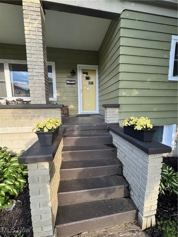 3868 Adams Ave, Shadyside, OH 43947 - doorway to property with a porch