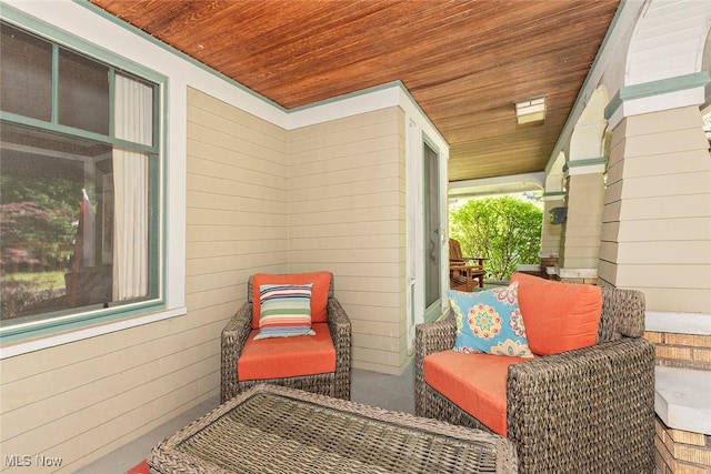 1539 Compton Rd, Cleveland Heights, OH 44118 - view of covered porch