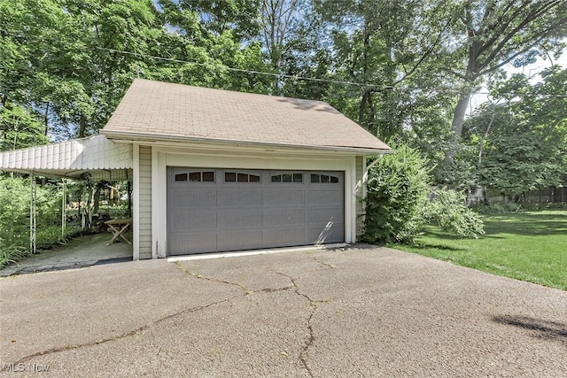 1539 Compton Rd, Cleveland Heights, OH 44118 - garage featuring a detached garage