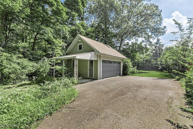 1539 Compton Rd, Cleveland Heights, OH 44118 - view of detached garage