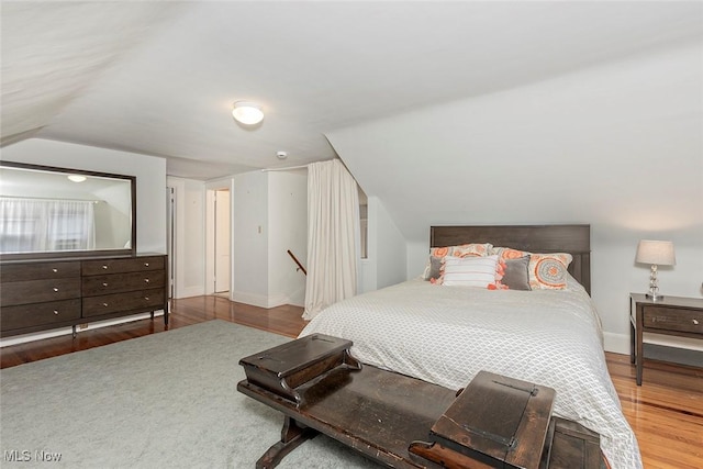 1539 Compton Rd, Cleveland Heights, OH 44118 - bedroom featuring wood finished floors and lofted ceiling