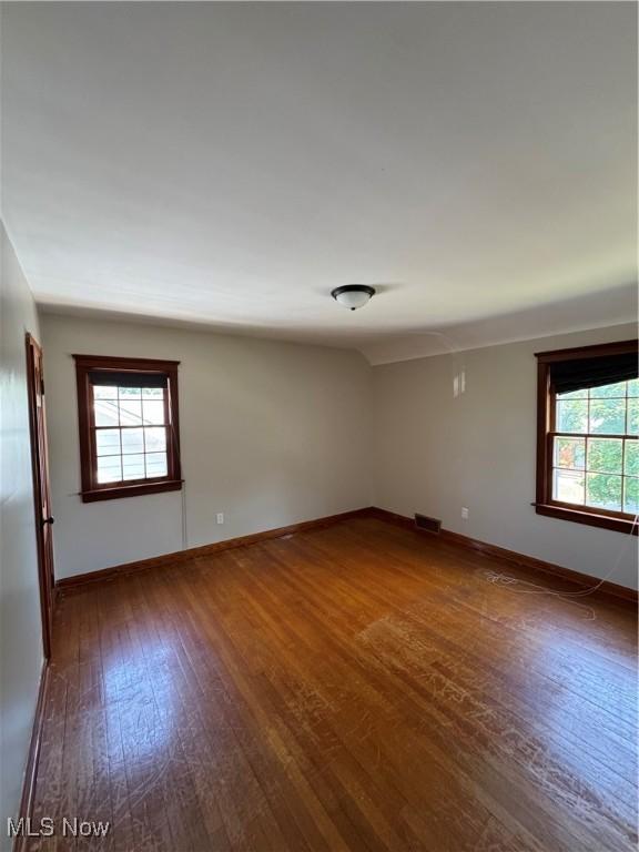 4704 Morningside Dr, Cleveland, OH 44109 - photo 14