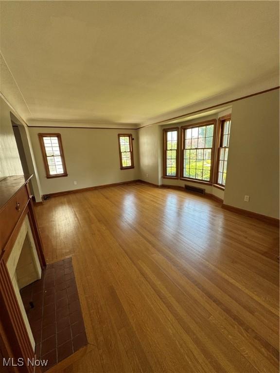 4704 Morningside Dr, Cleveland, OH 44109 - photo 4